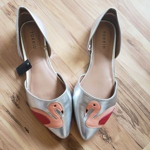 NWT Torrid Silver Flamingo Spring Flats Size 9